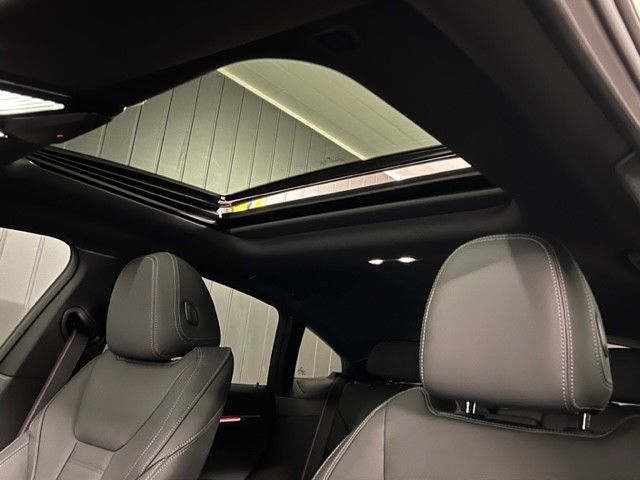 BMW i4 M50