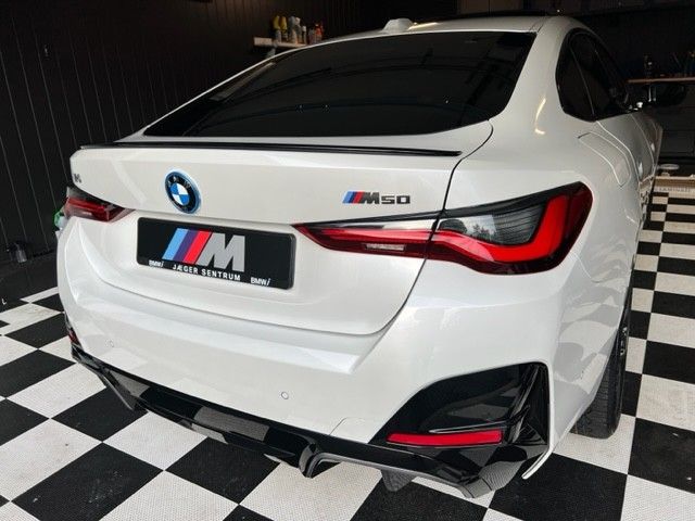 BMW i4 M50