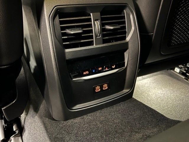 BMW i4 M50
