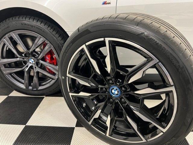 BMW i4 M50