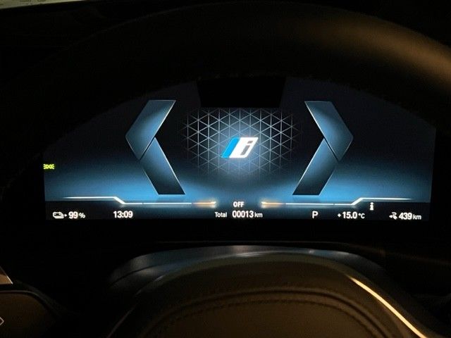 BMW i4 M50