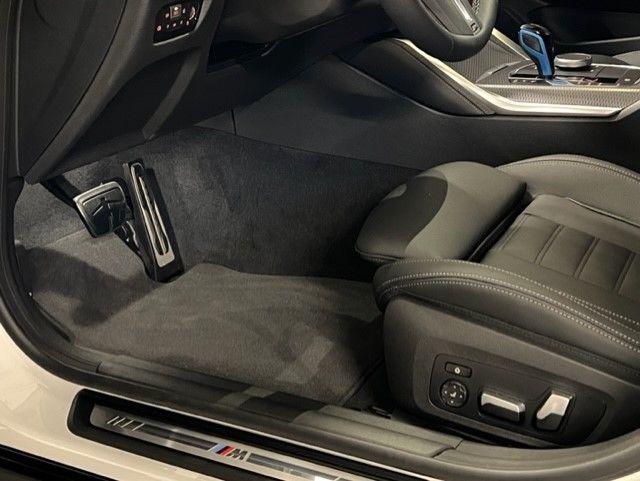 BMW i4 M50
