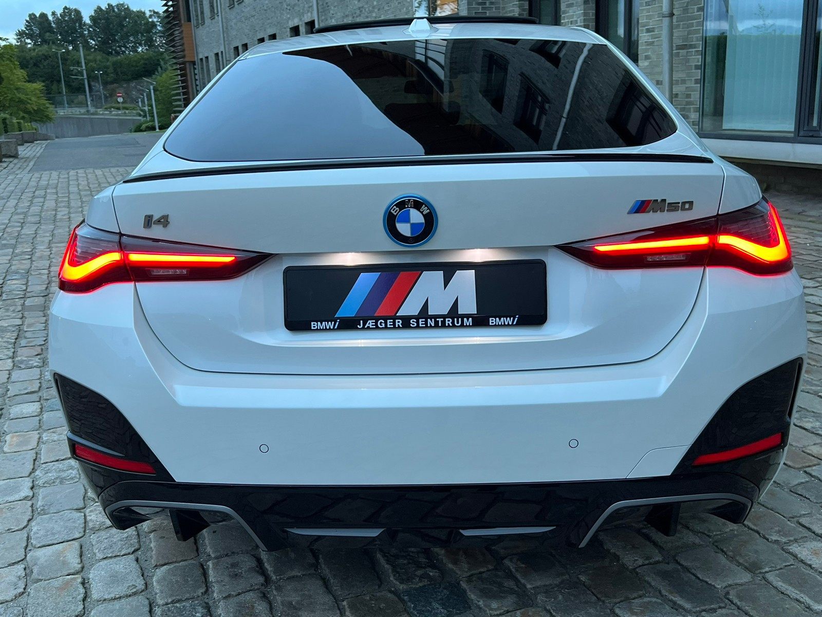 BMW i4 M50
