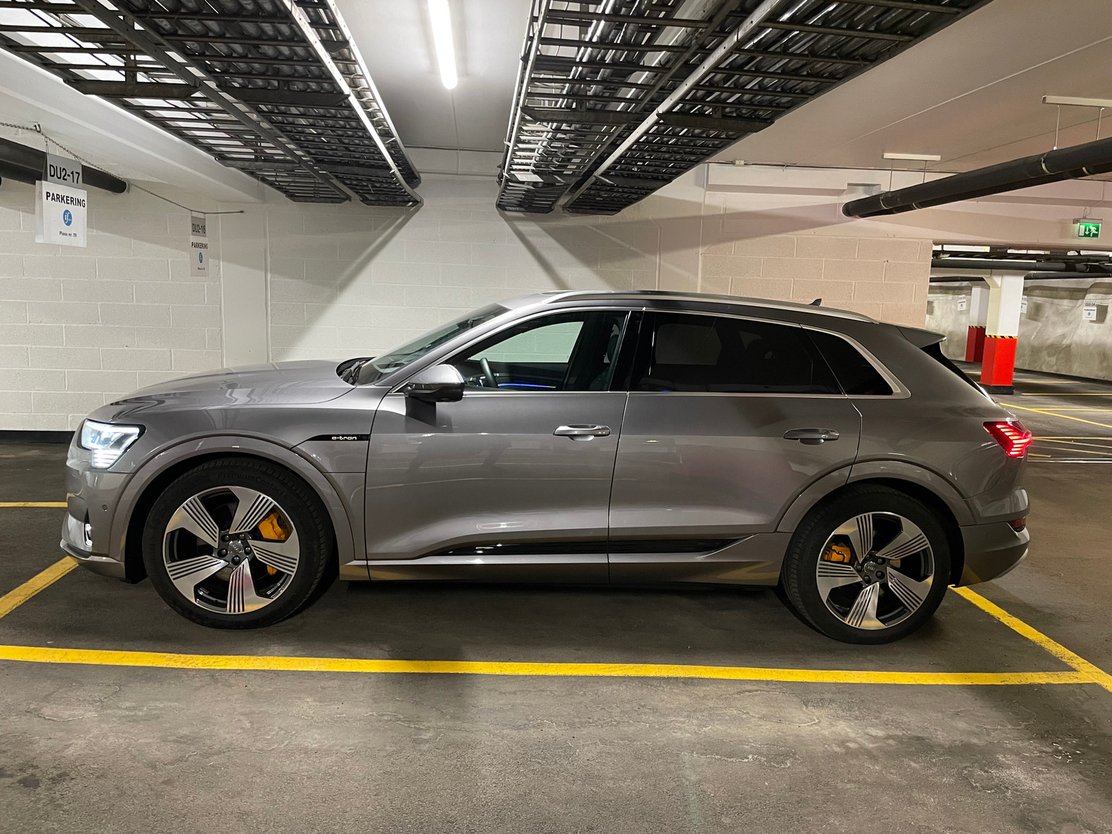 Audi e-tron