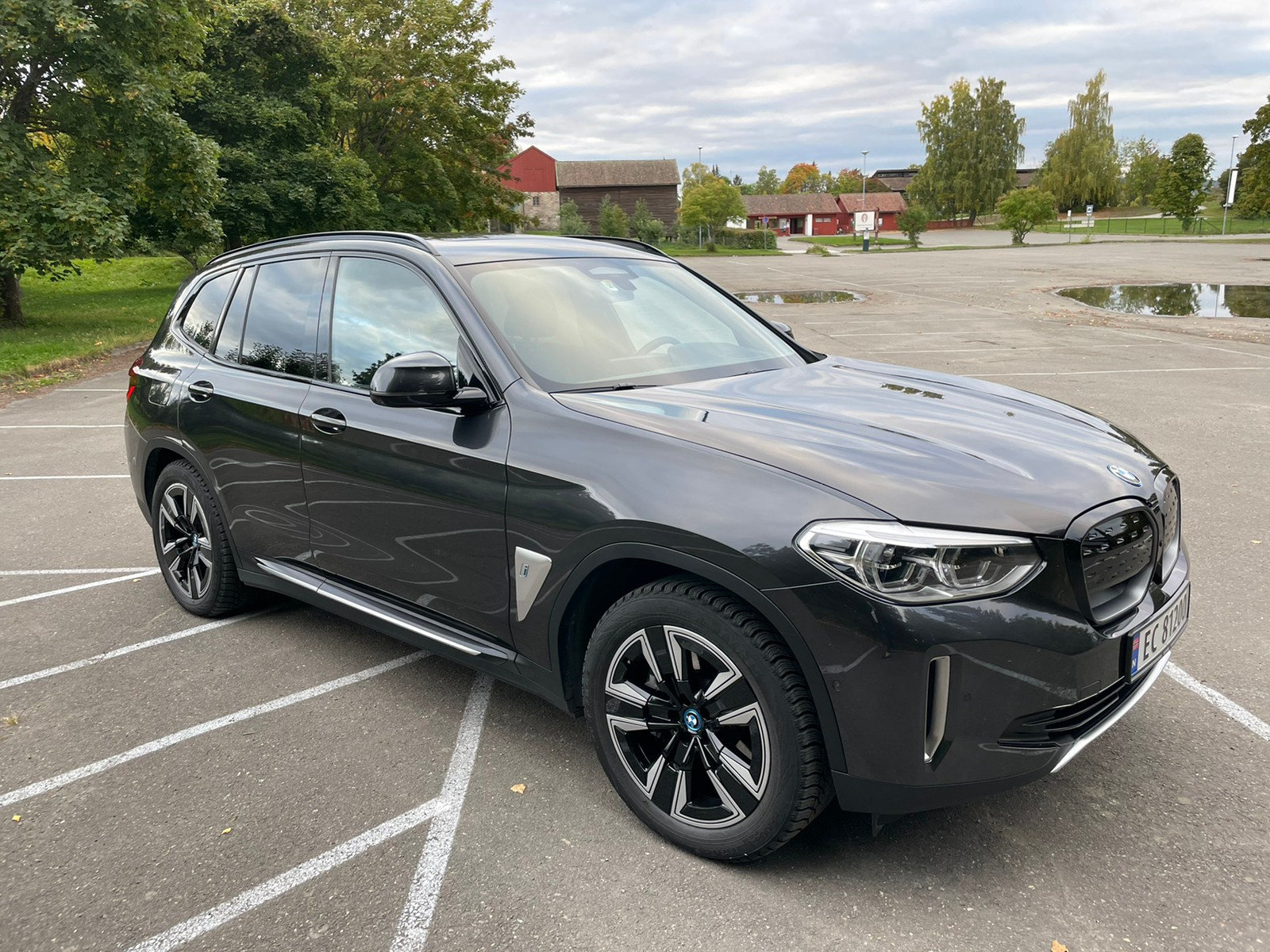 BMW iX3