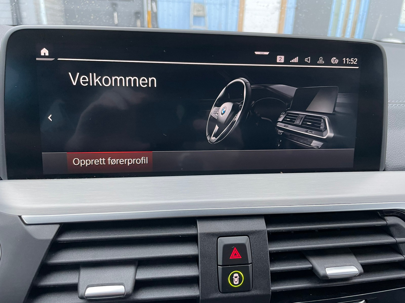 BMW iX3