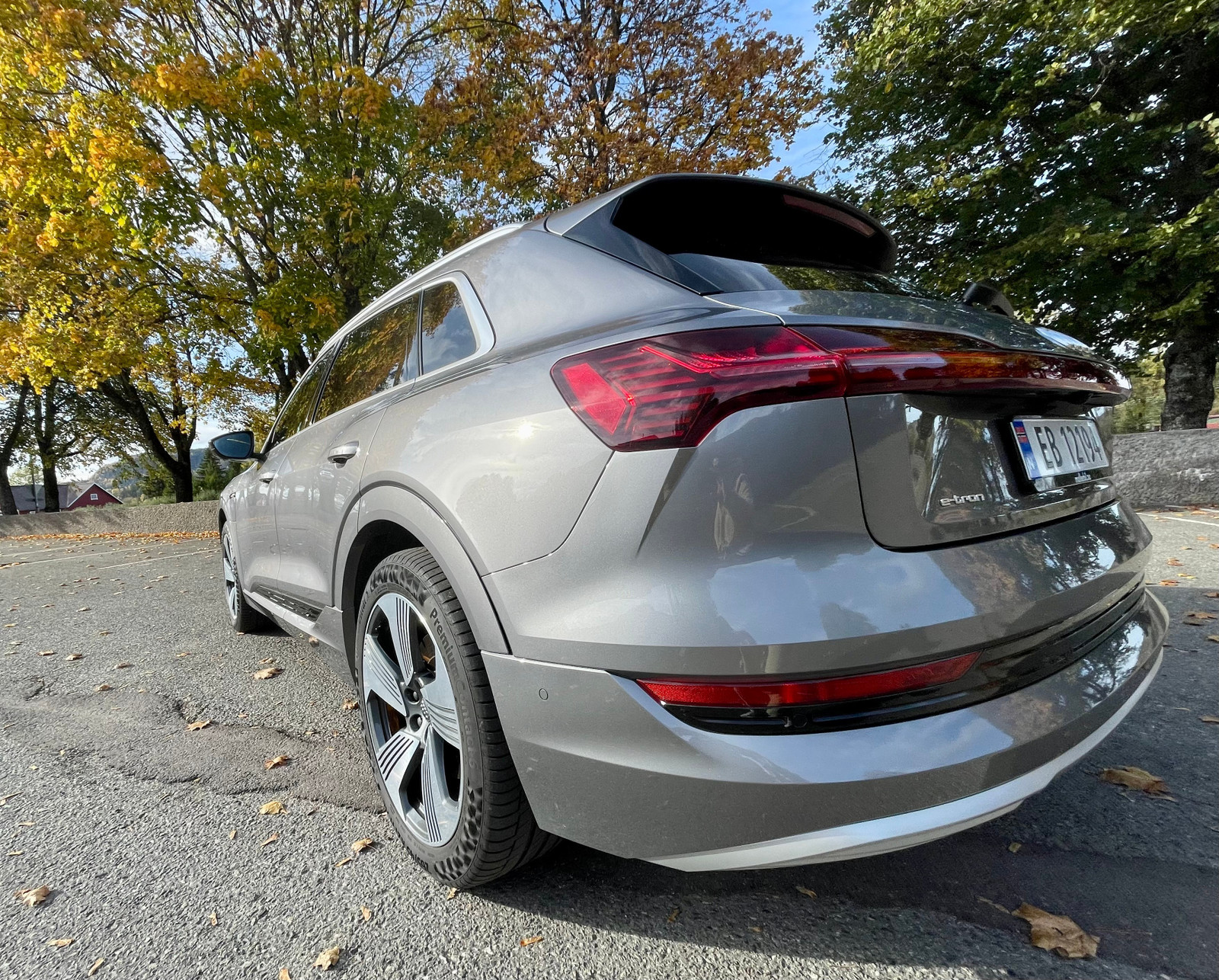 Audi e-tron