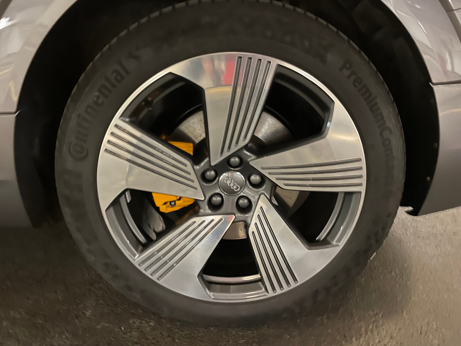 Audi e-tron