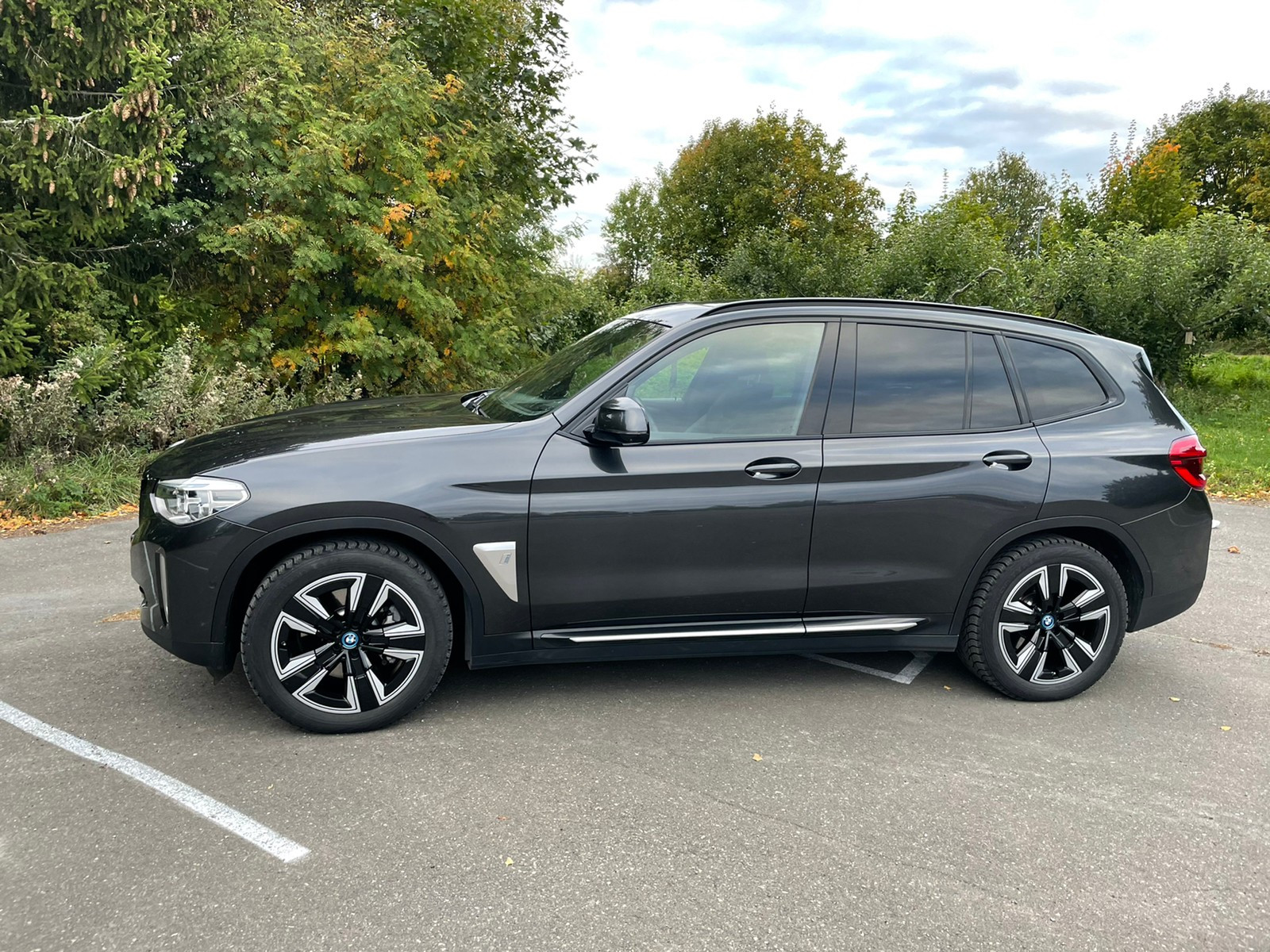 BMW iX3