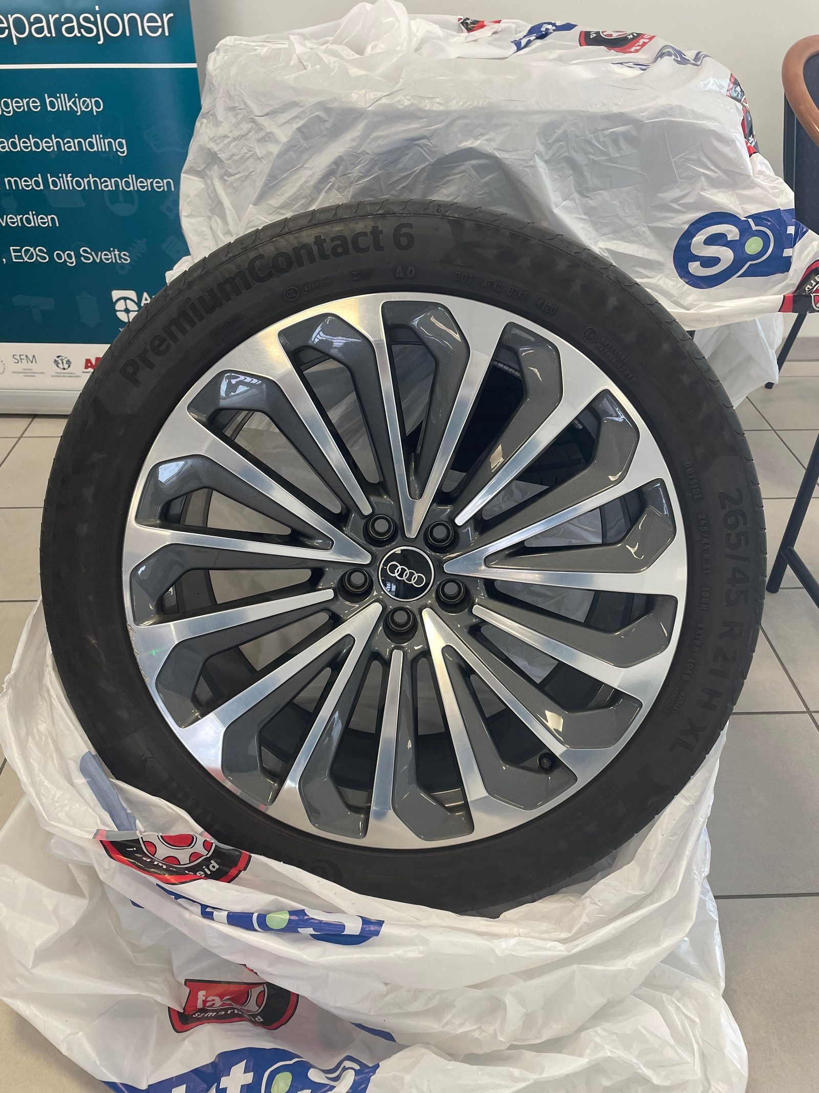 Audi e-tron