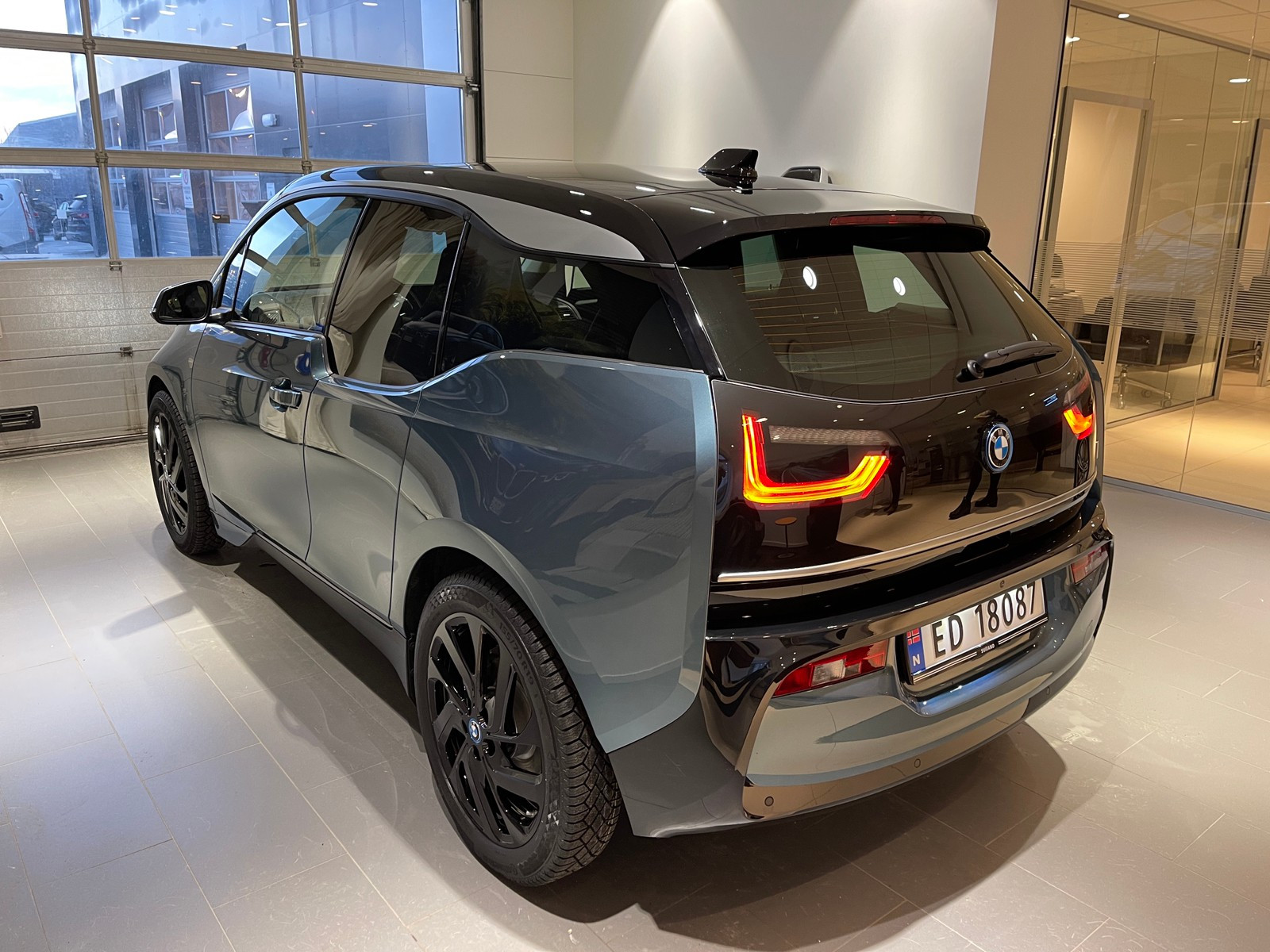 BMW i3