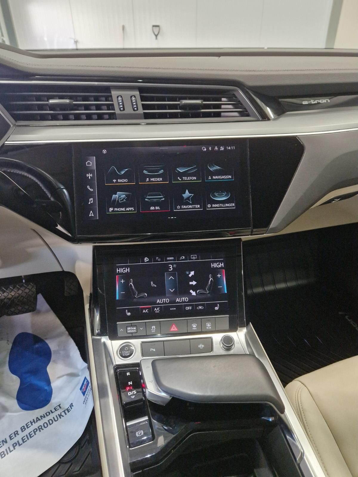 Audi e-tron