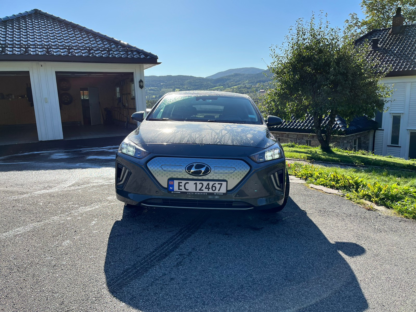Hyundai IONIQ