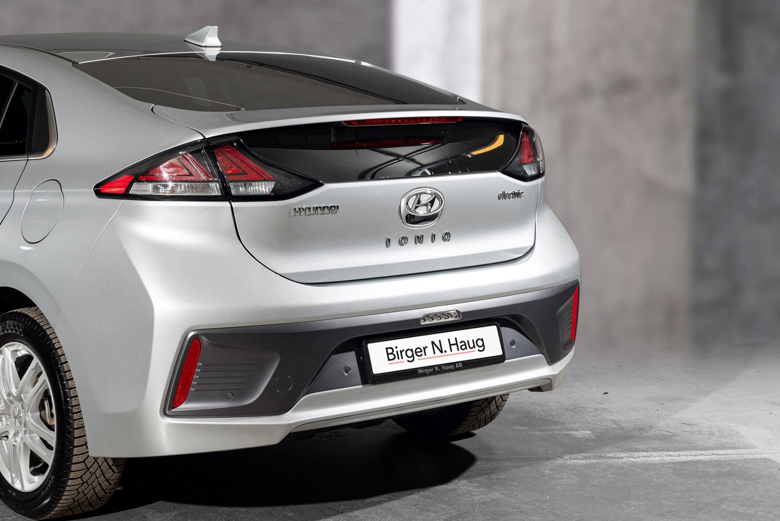 Hyundai IONIQ