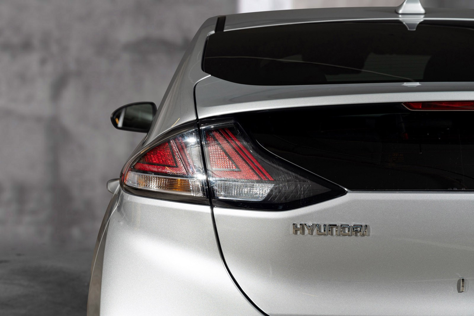 Hyundai IONIQ