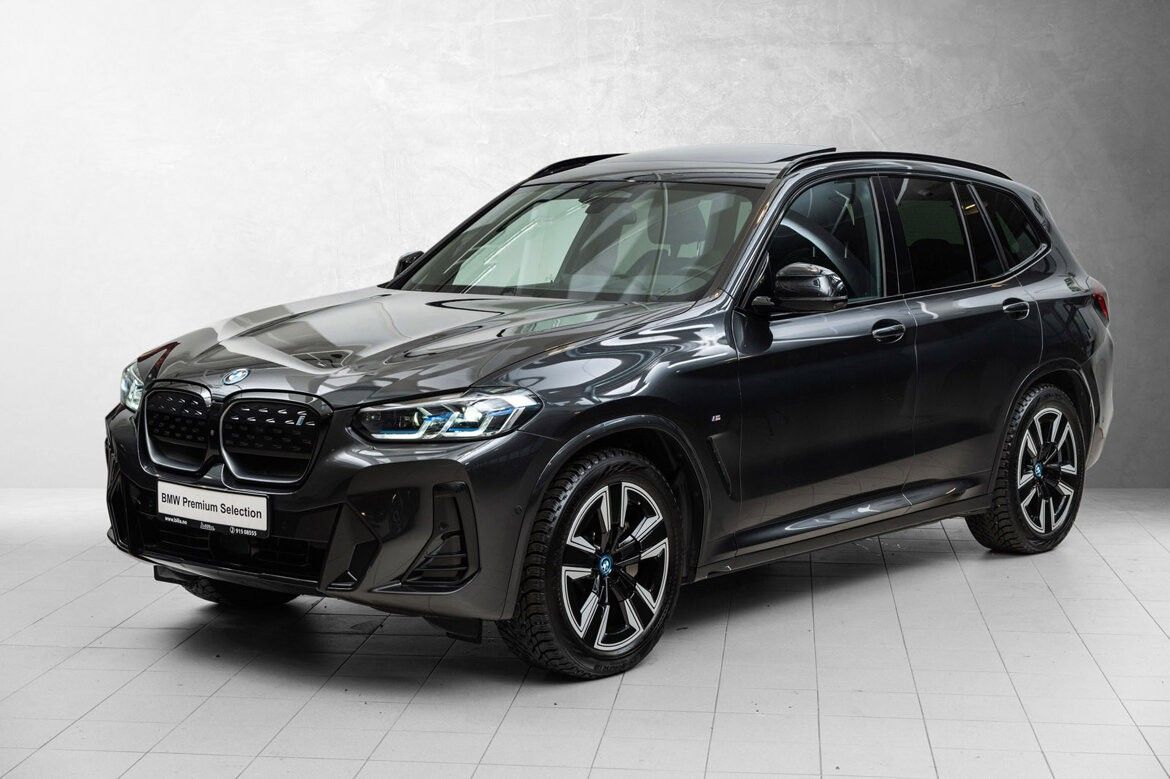 BMW iX3