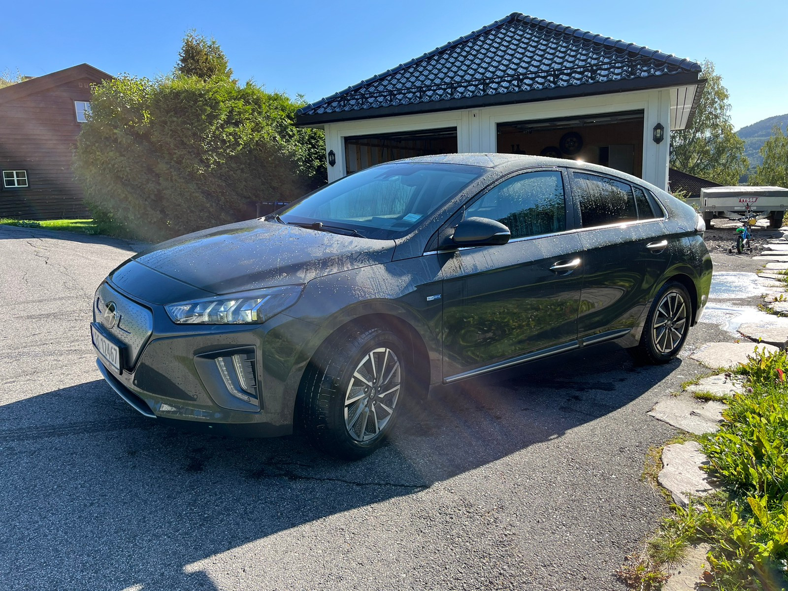 Hyundai IONIQ