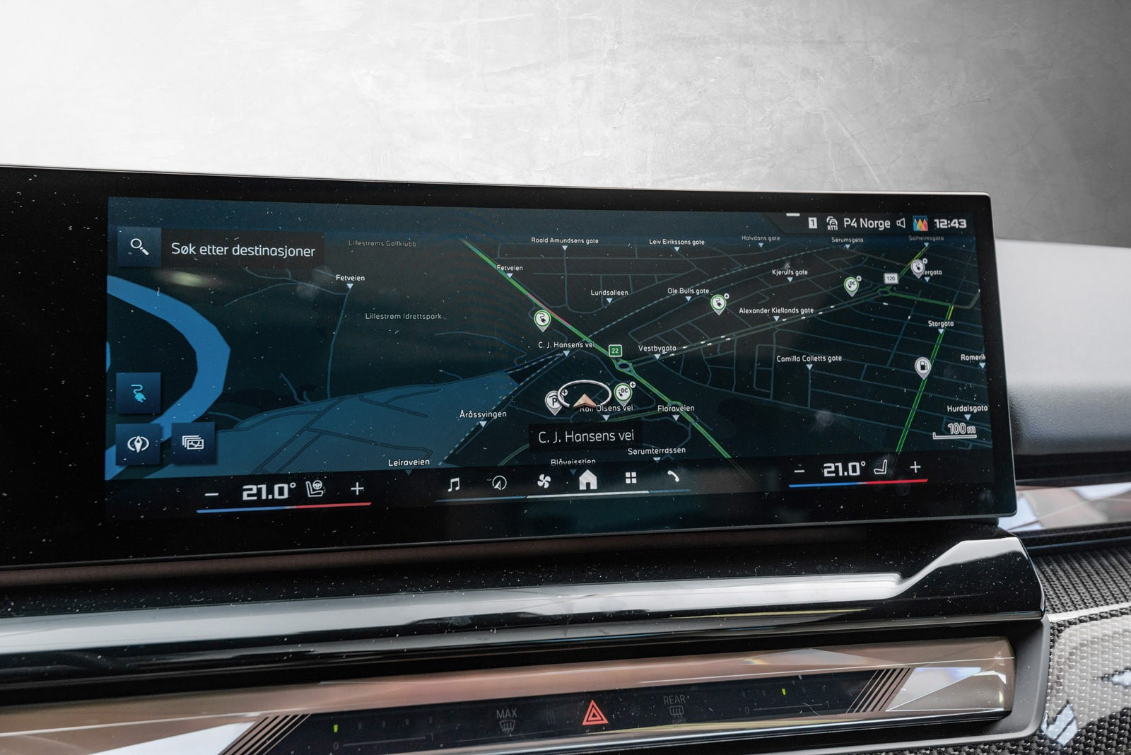 BMW i5 M60