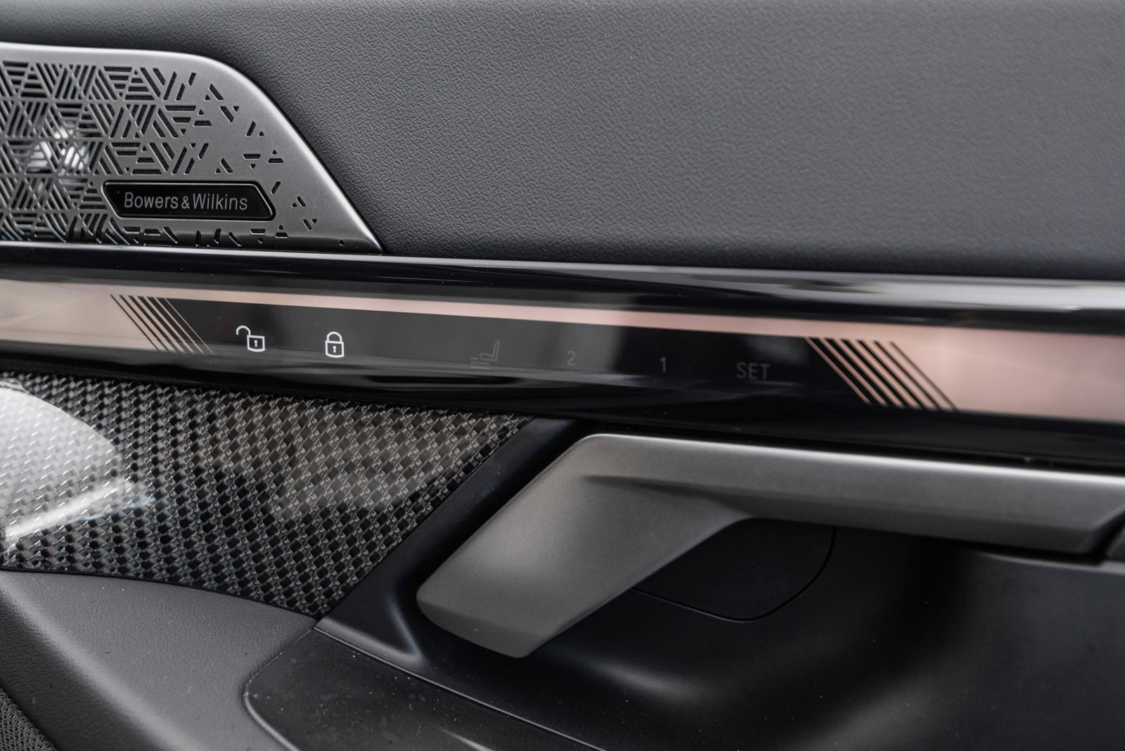 BMW i5 M60