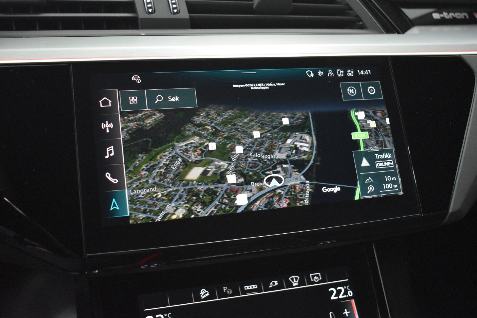 Audi e-tron