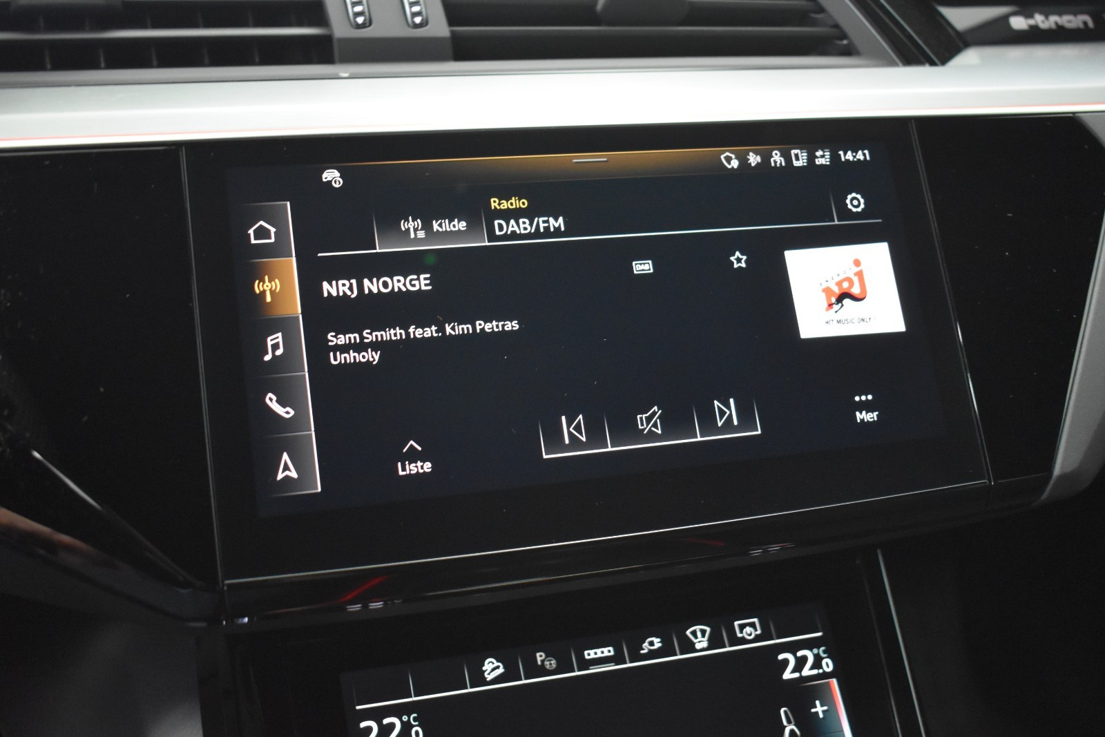Audi e-tron