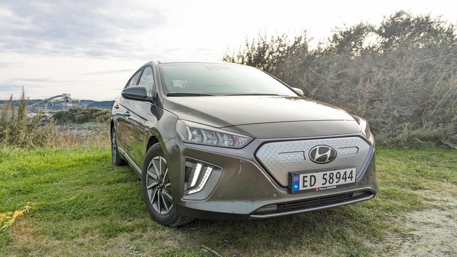 Hyundai IONIQ