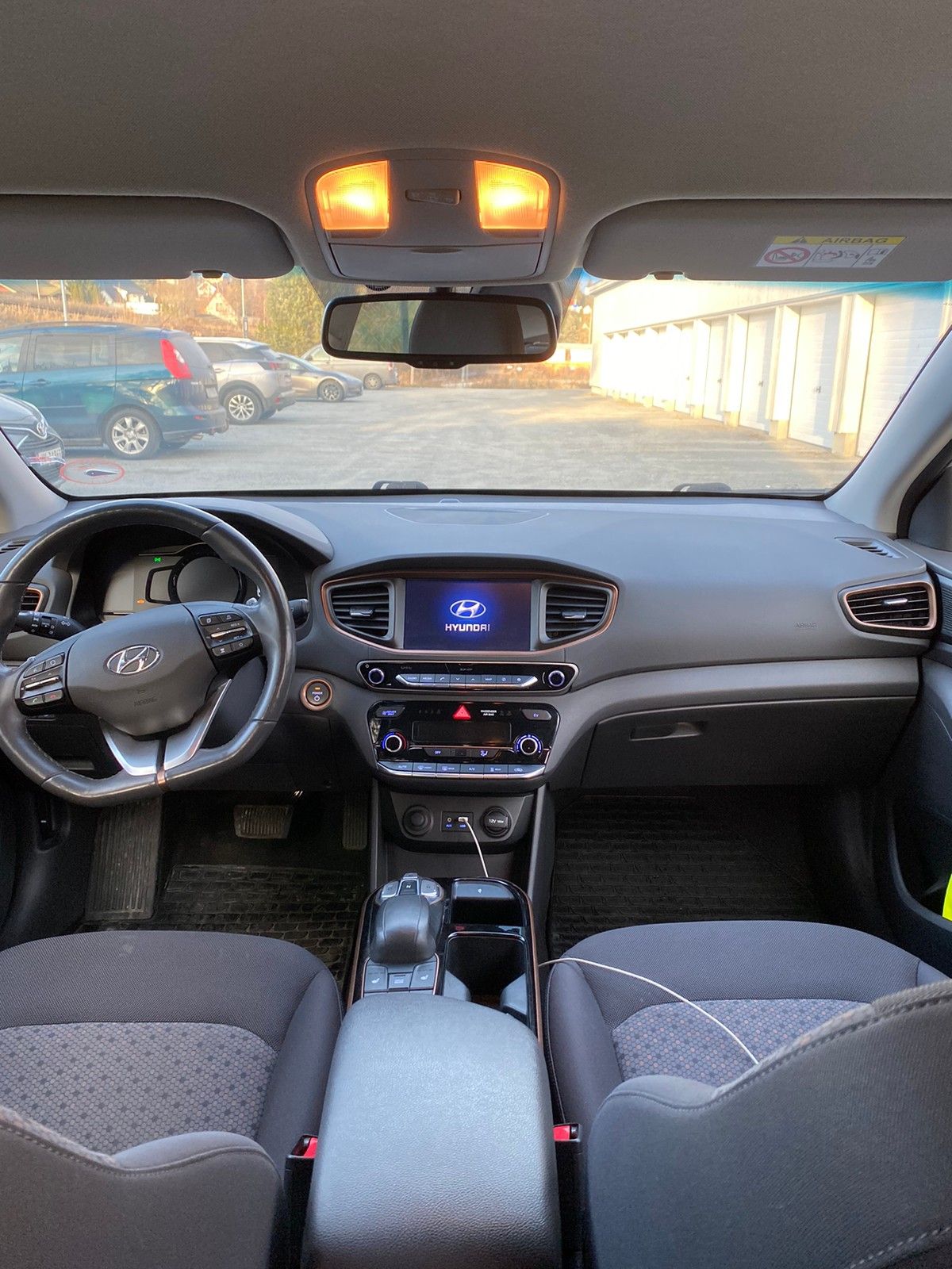 Hyundai IONIQ