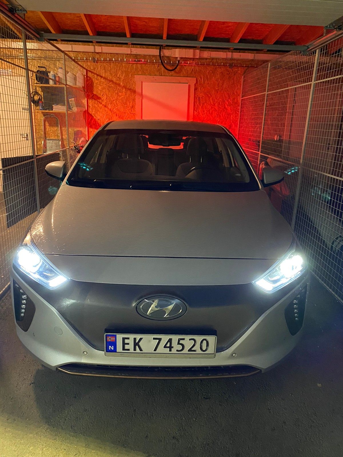Hyundai IONIQ
