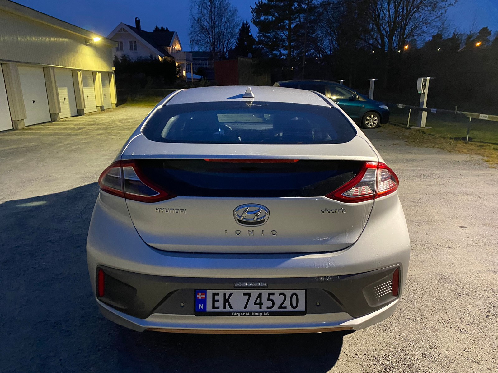 Hyundai IONIQ