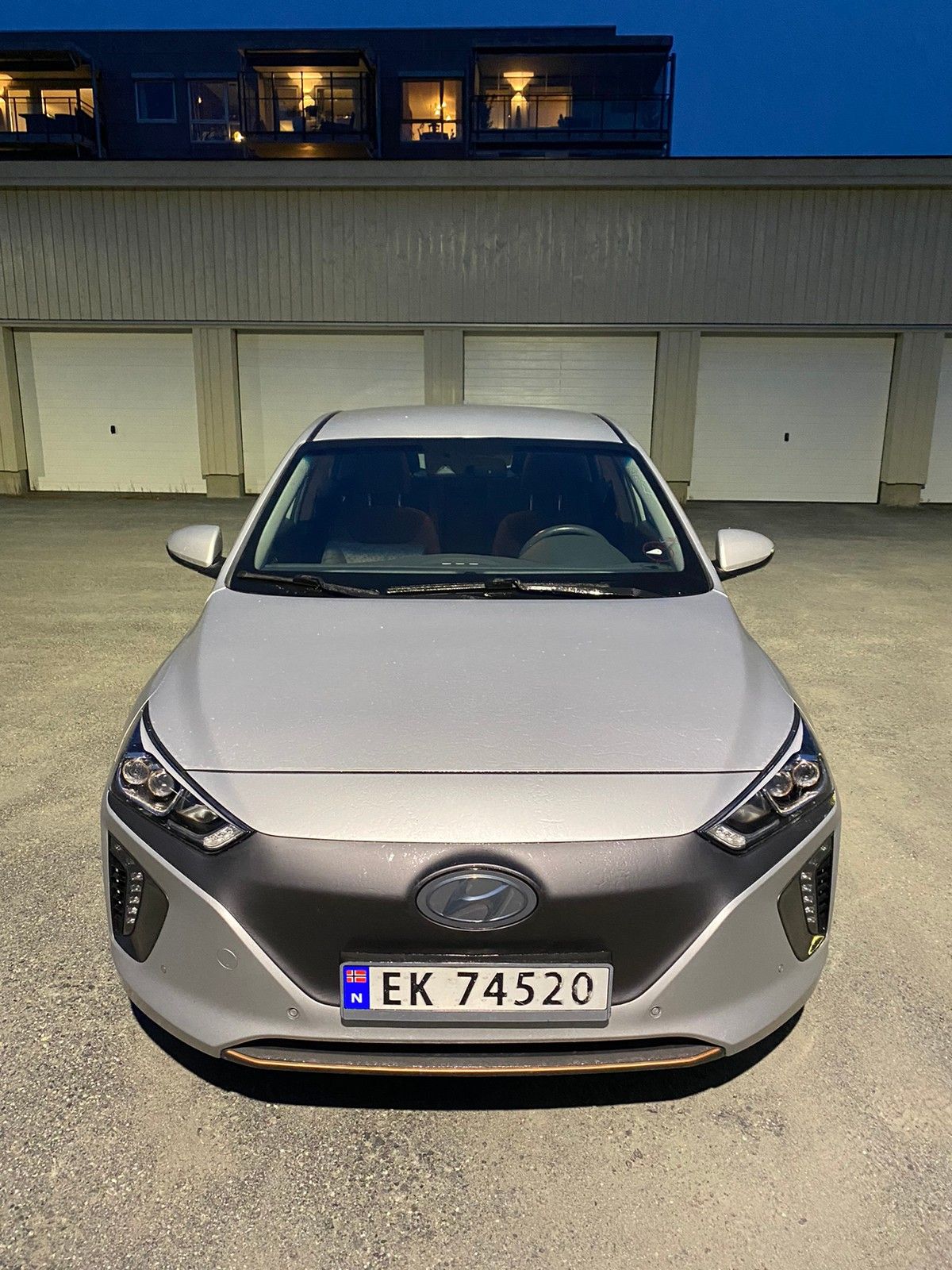 Hyundai IONIQ
