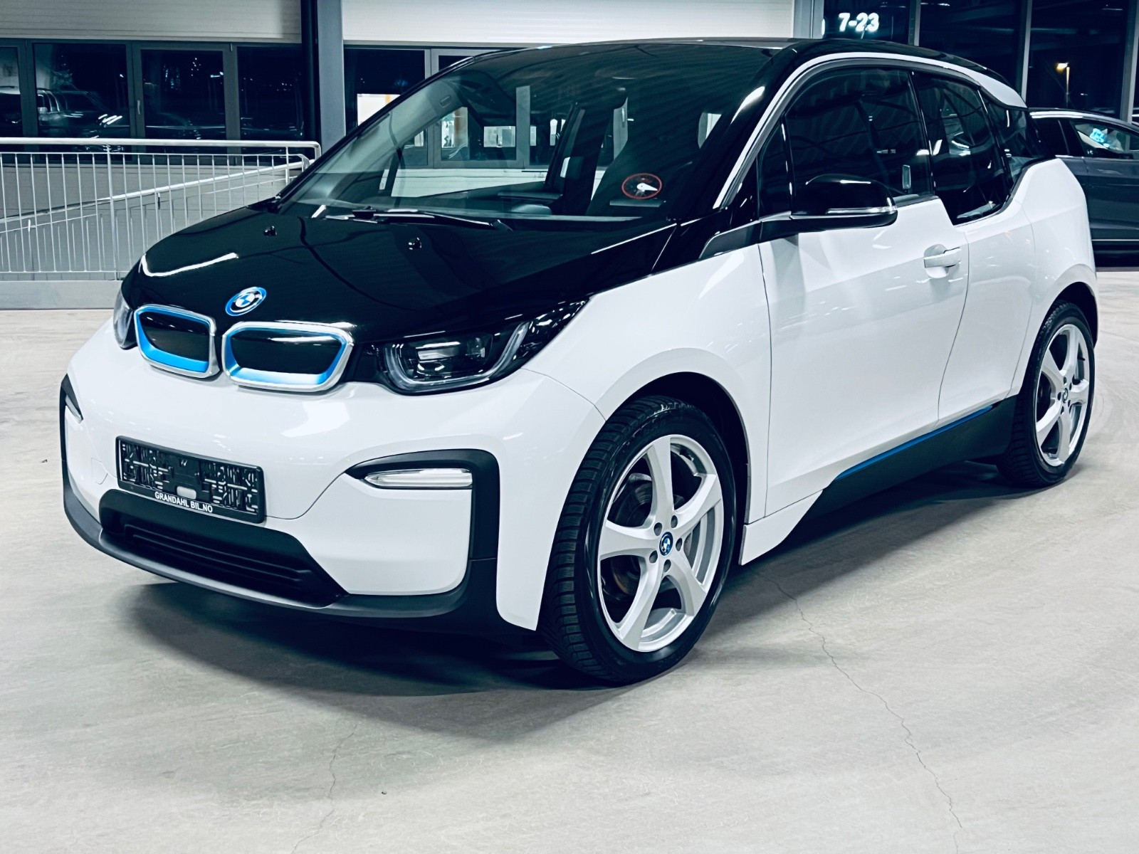 BMW i3