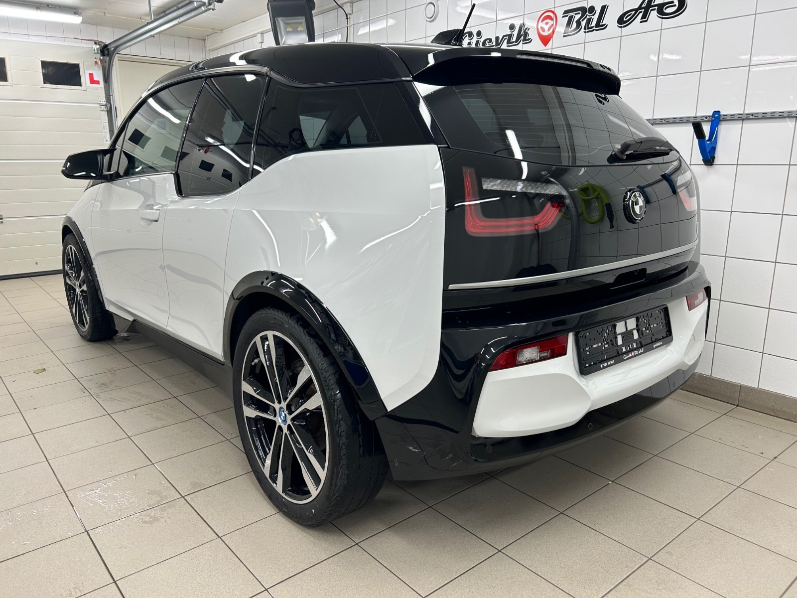 BMW i3