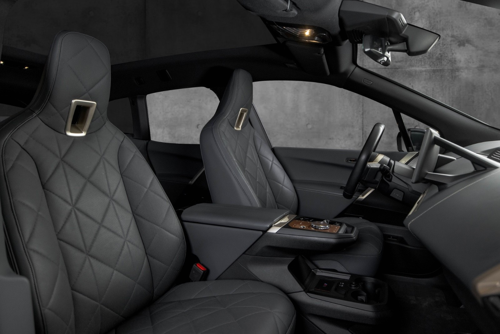 BMW iX M60