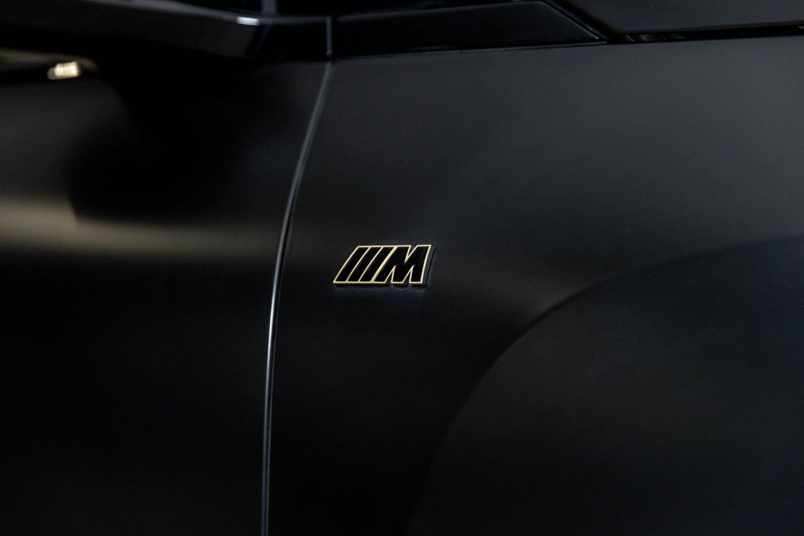 BMW iX M60