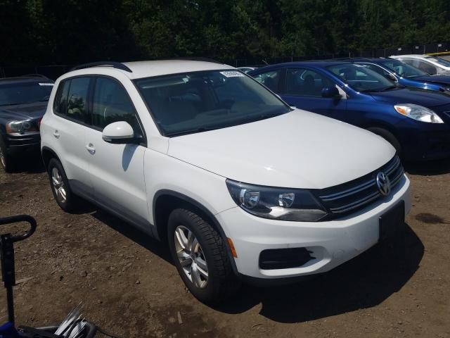 Volkswagen Tiguan S 2017
