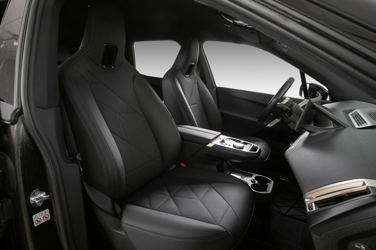 BMW iX xDrive 40