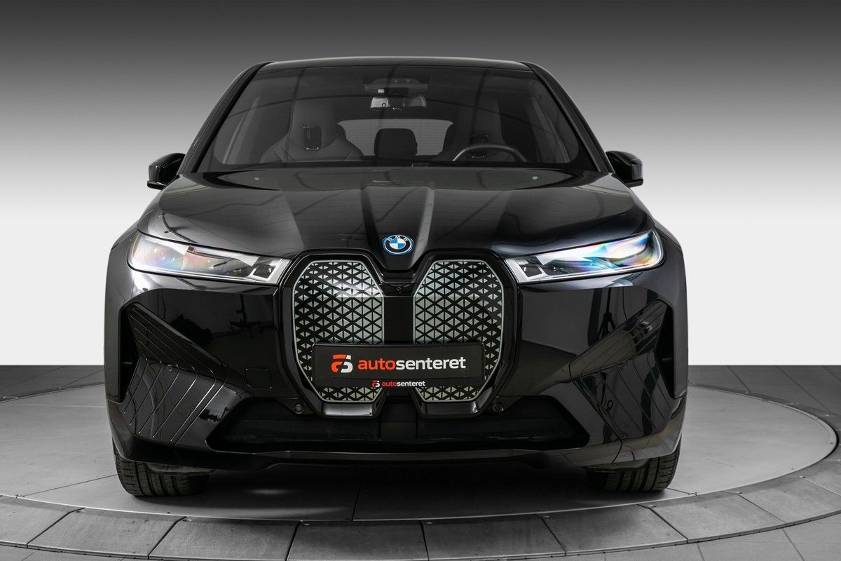 BMW iX xDrive 40