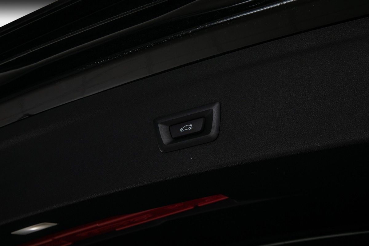 BMW iX xDrive 40