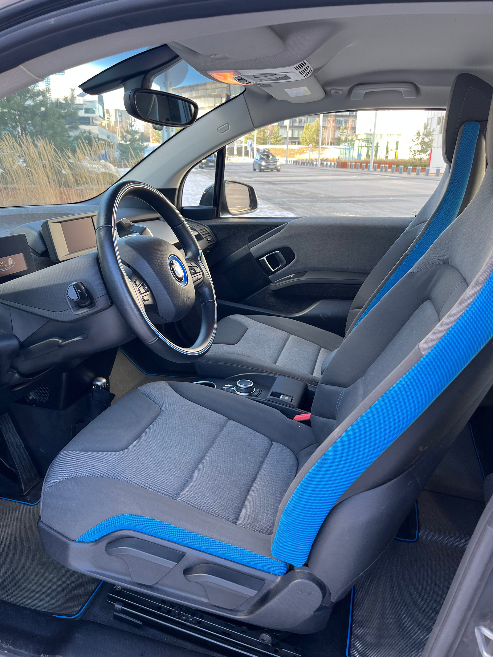 BMW i3