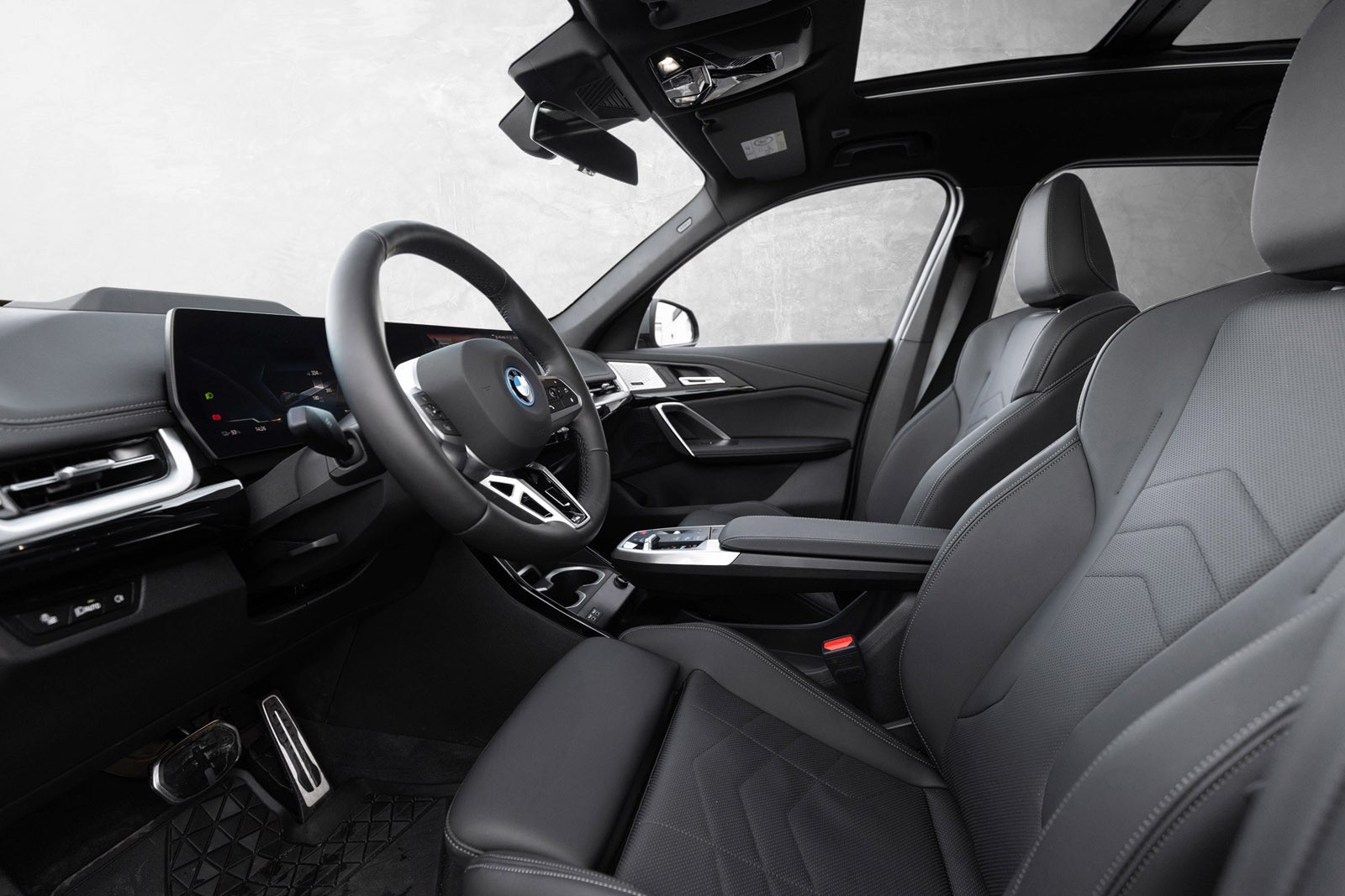 BMW iX1