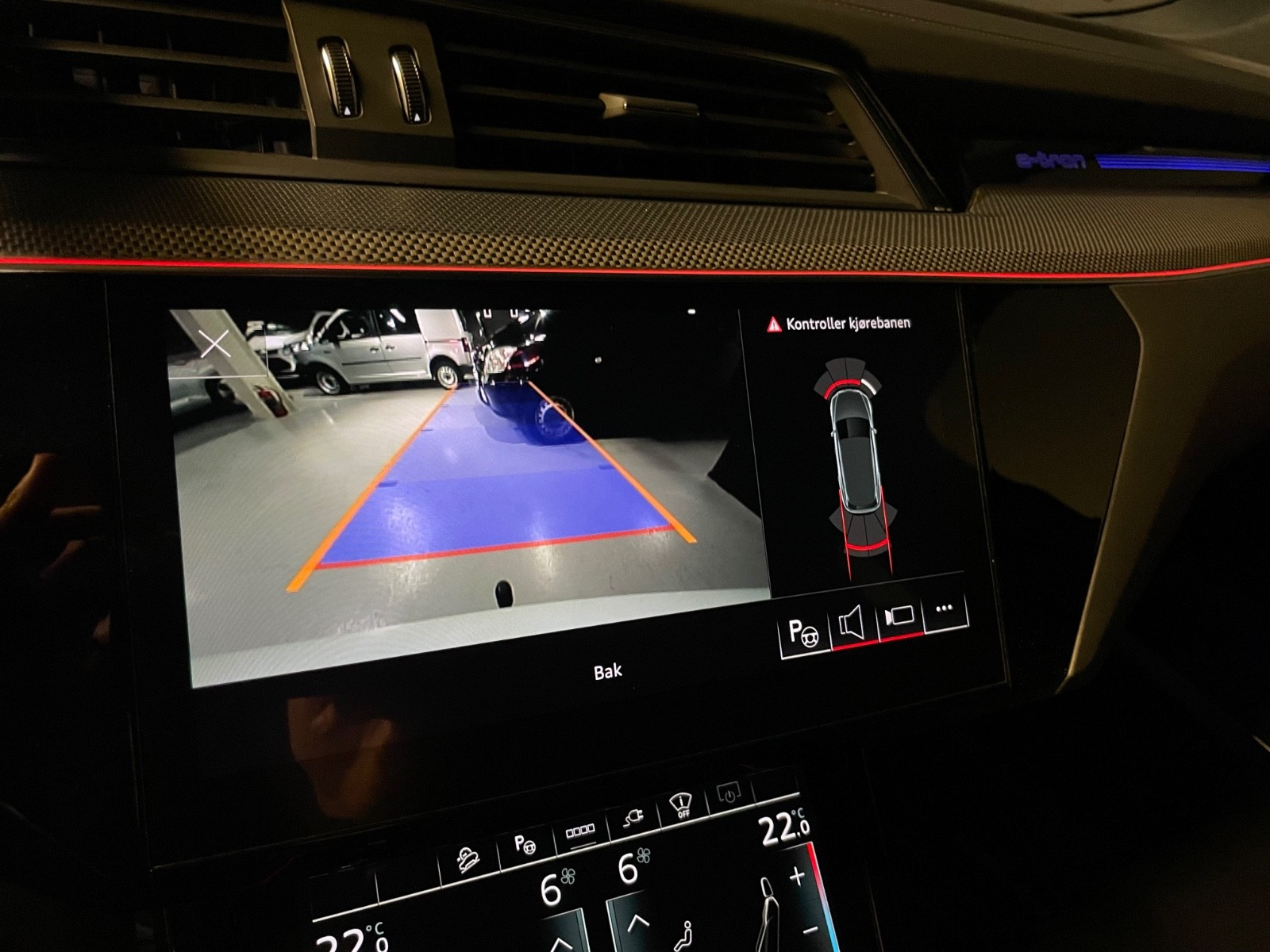 Audi e-tron