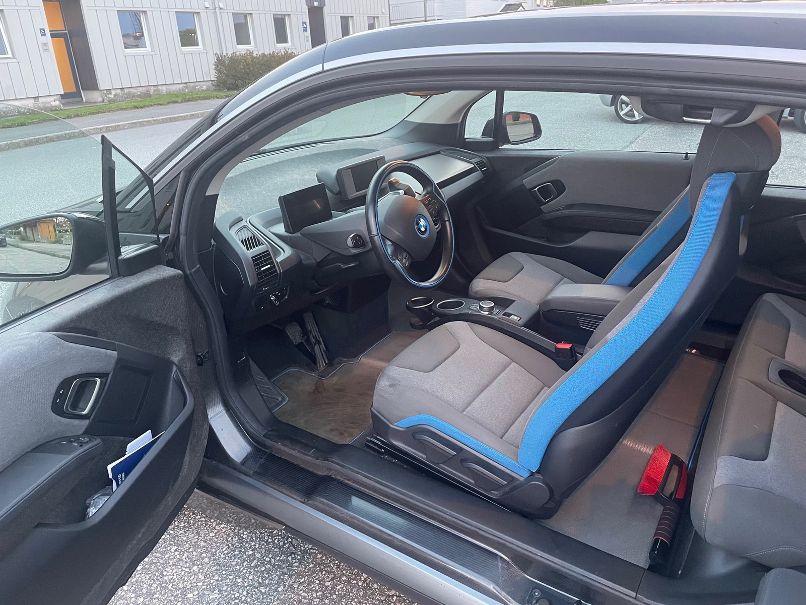 BMW i3