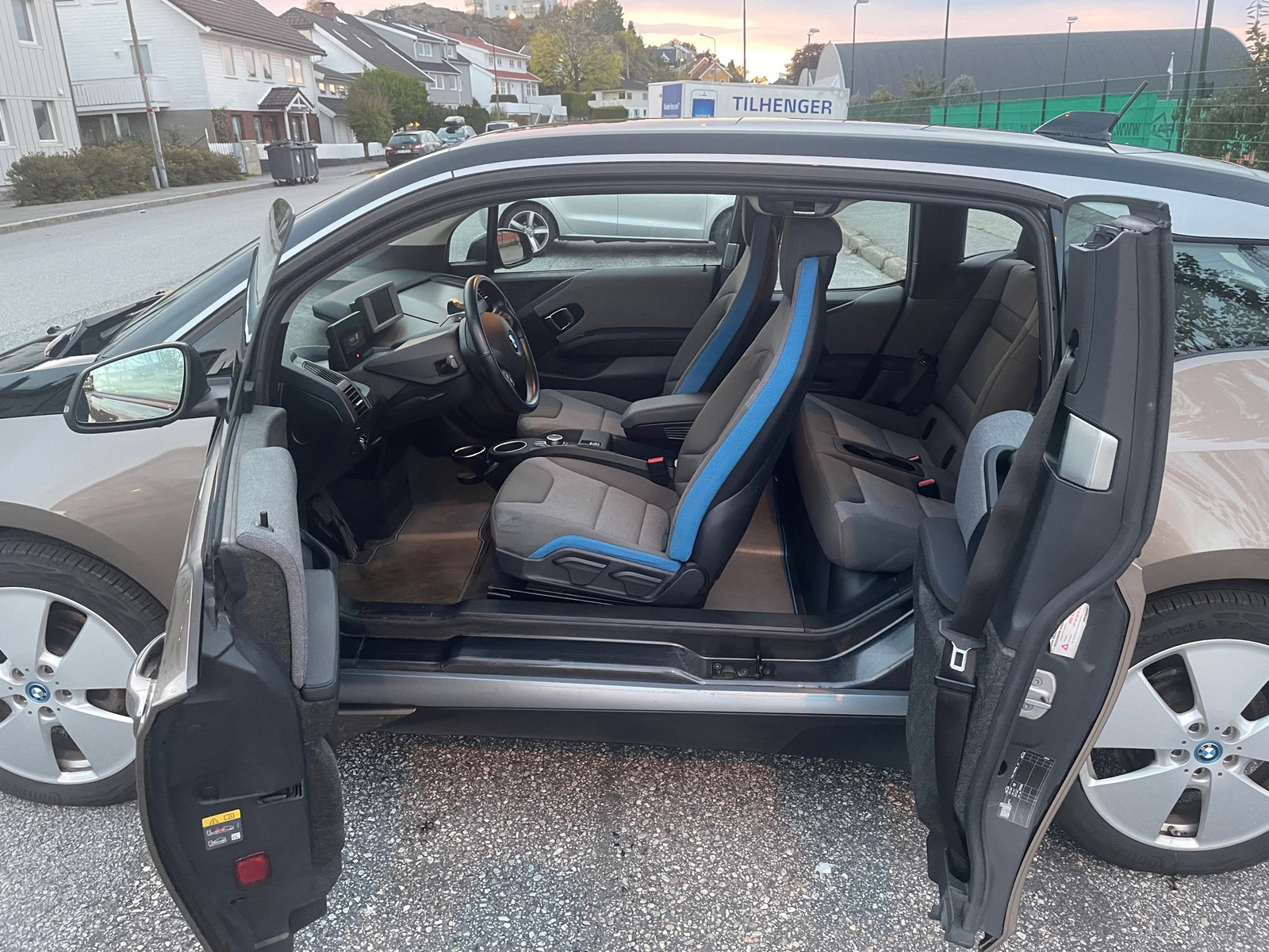 BMW i3