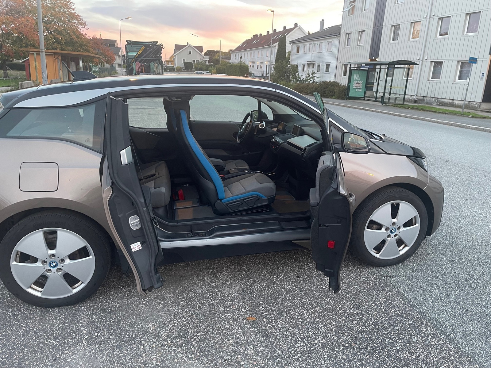 BMW i3
