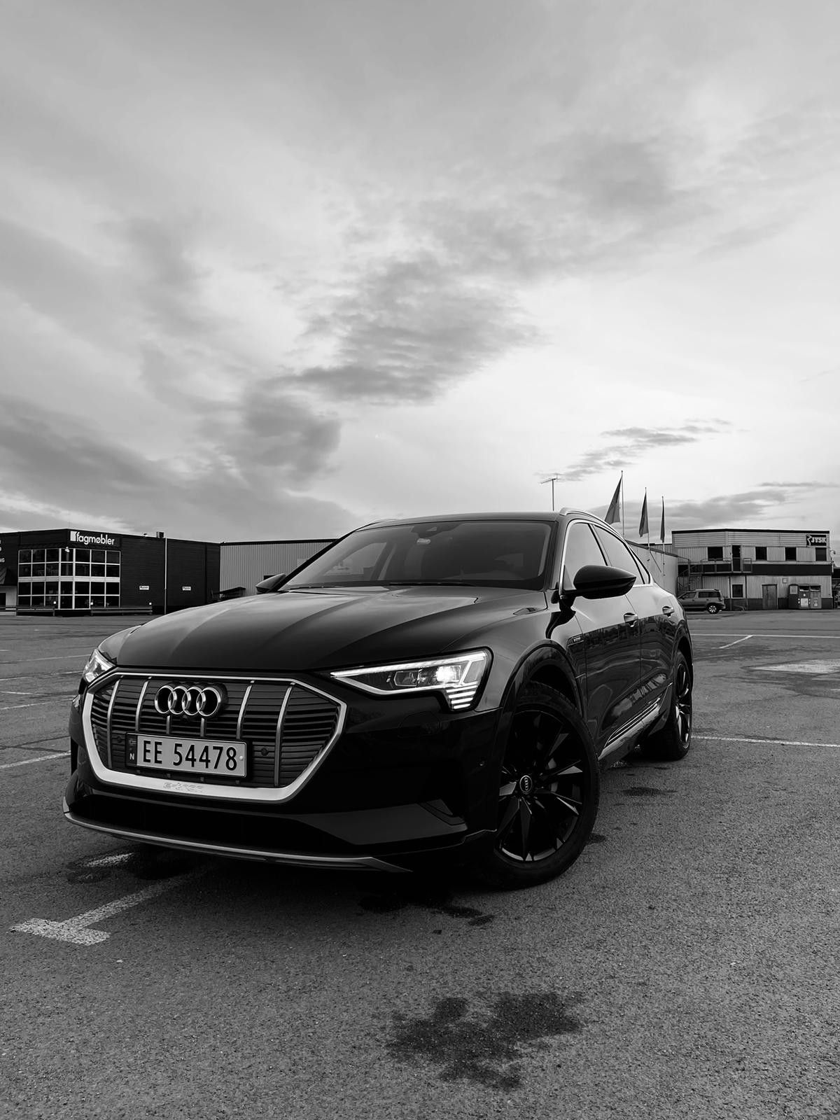 Audi e-tron