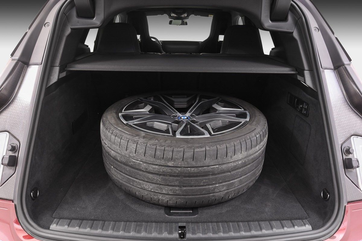 BMW iX xDrive 50