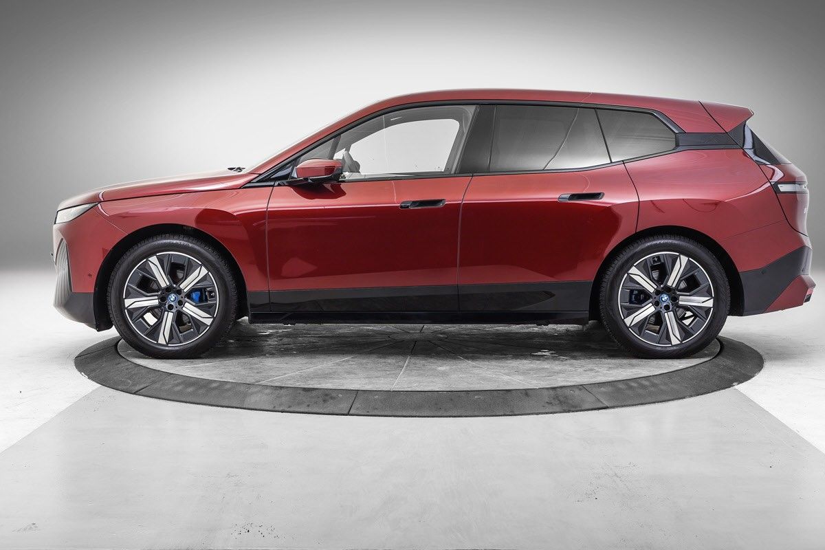 BMW iX xDrive 50
