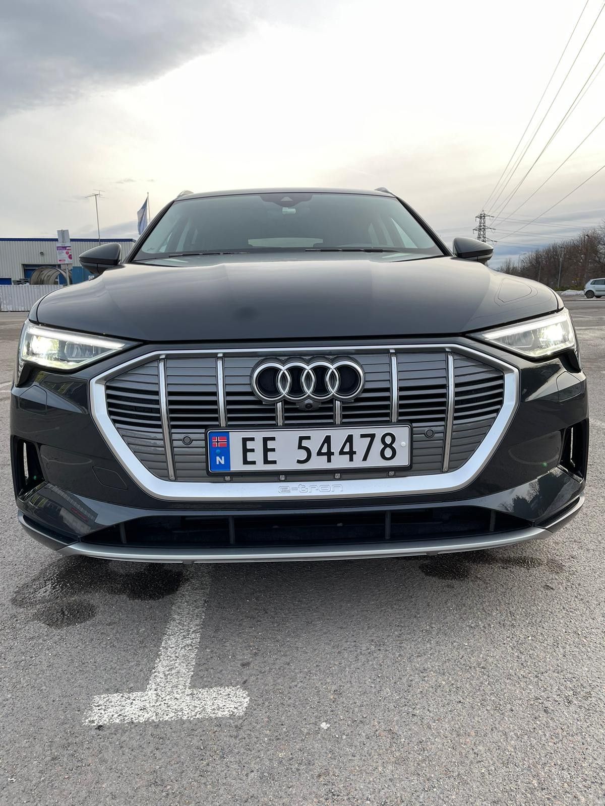 Audi e-tron