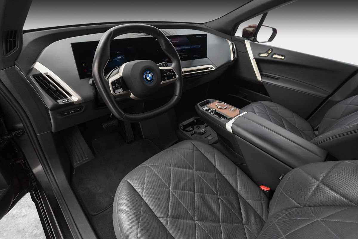 BMW iX xDrive 50