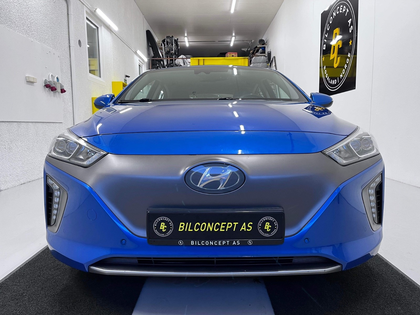 Hyundai IONIQ